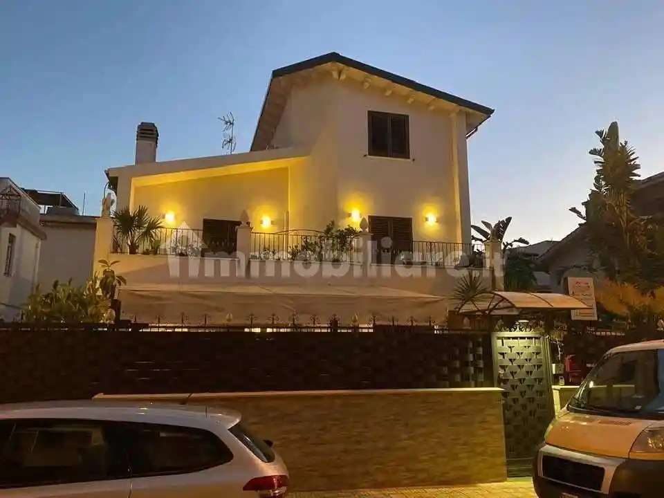 Villa in vendita a Cinisi