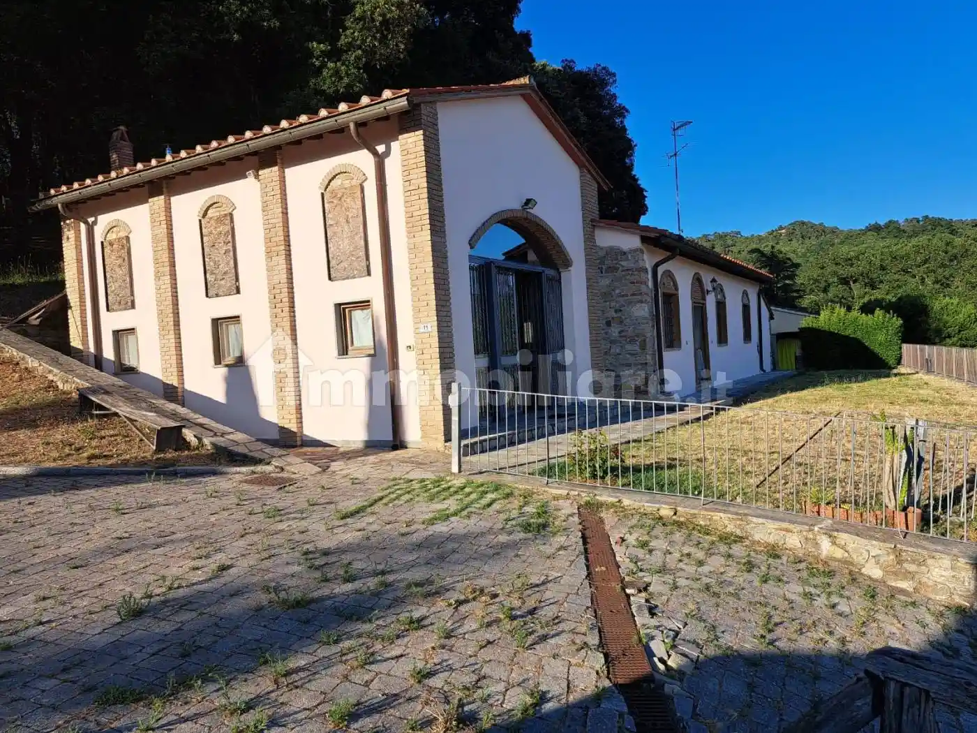 Casa colonica via di Cantagallo, Figline, Prato - foto 3