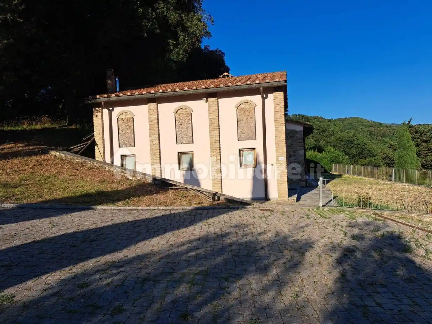 Casa colonica via di Cantagallo, Figline, Prato - foto 4