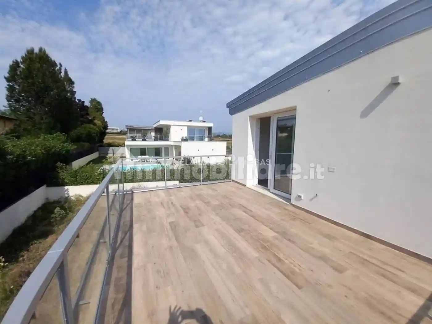 Villa in vendita a Moniga del Garda