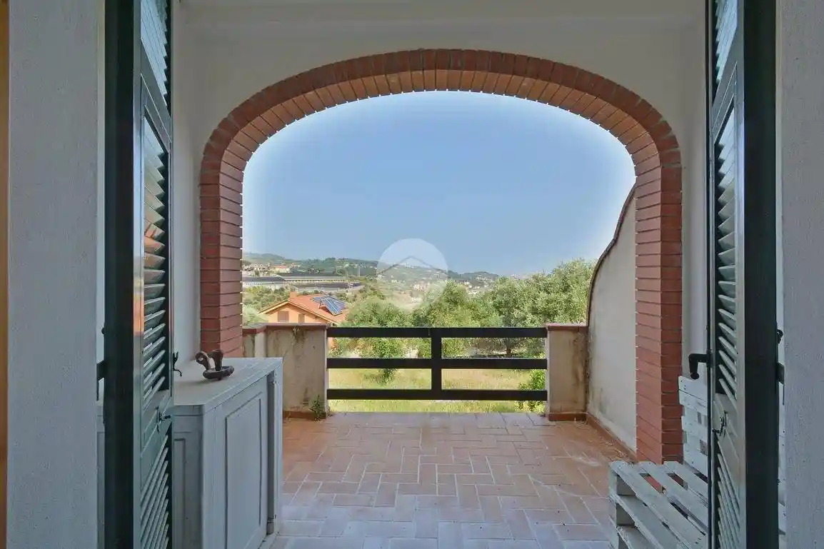 Appartamento in vendita a Imperia