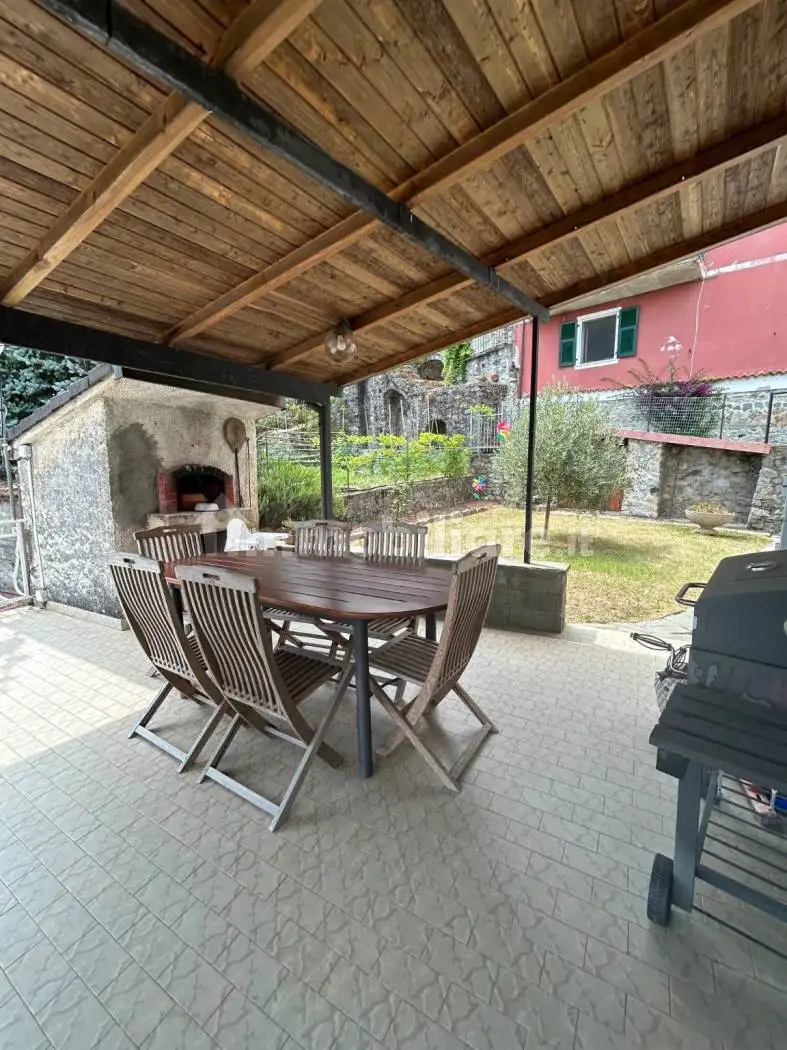 Villa in vendita a Sesta Godano