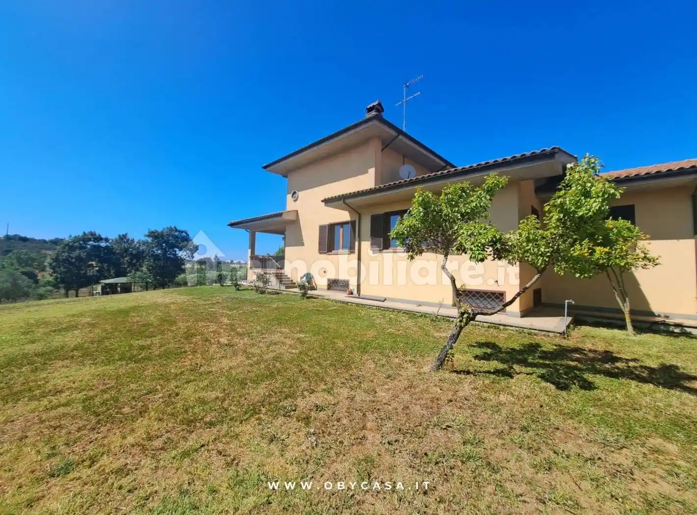 Villa bifamiliare, buono stato, 270 m², Vejano - foto 2