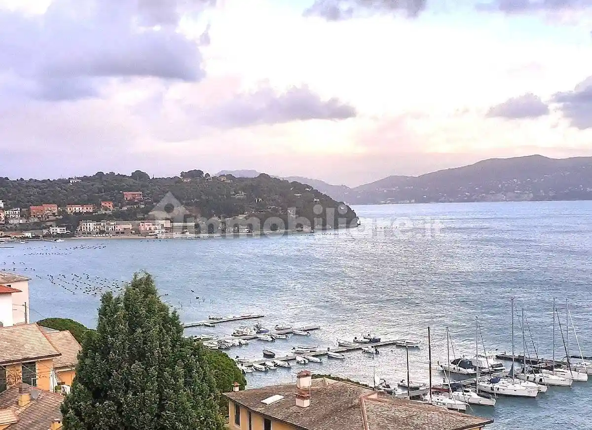 Appartamento in vendita a Portovenere
