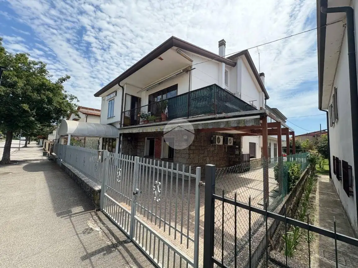 Trilocale via petrarca 7, Battaglia Terme - foto 4