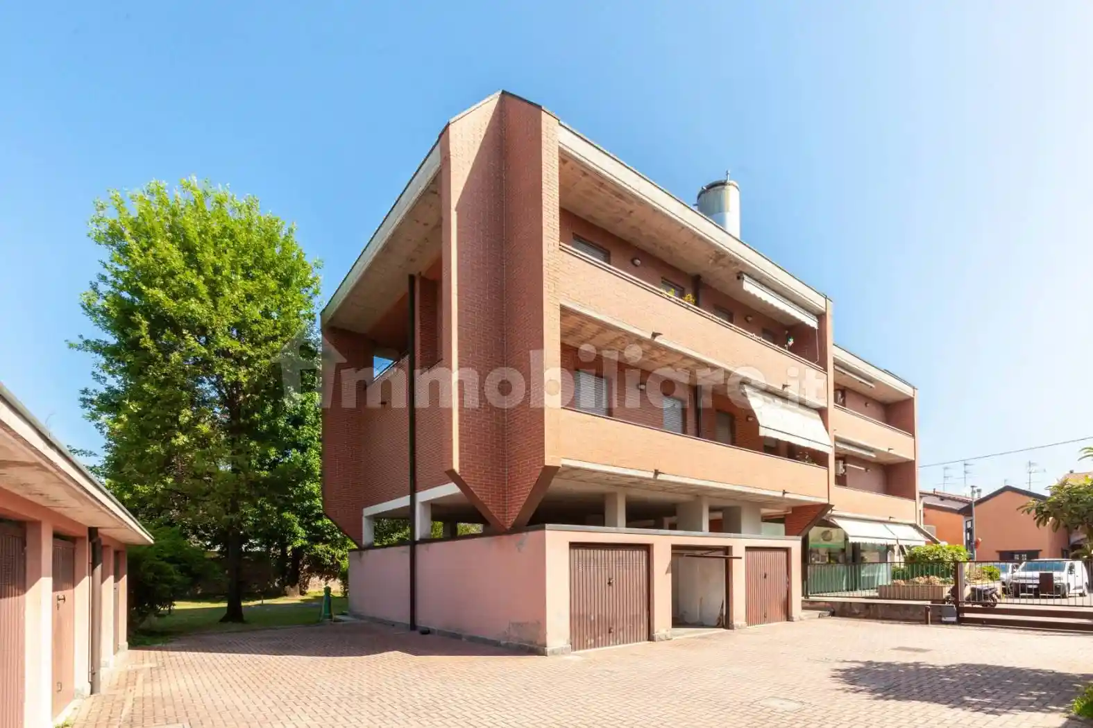 Appartamento in vendita a Rescaldina