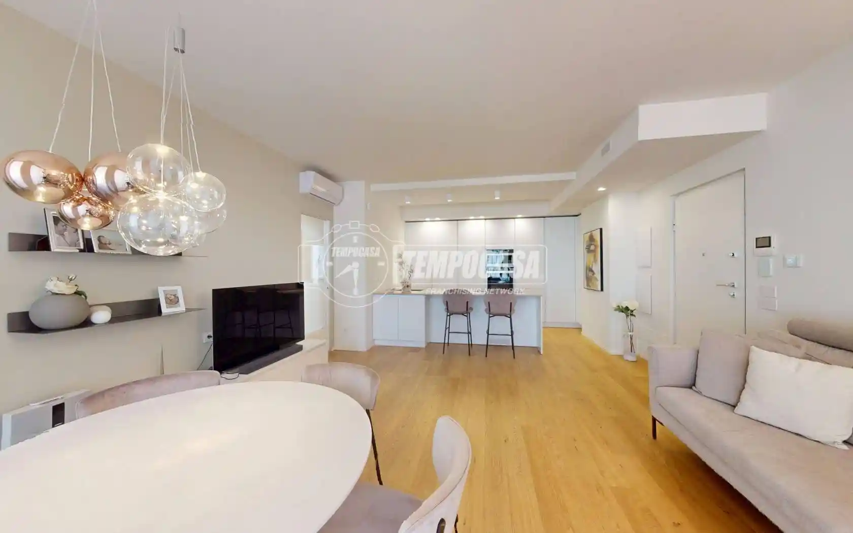 Trilocale via Mauro Macchi 61, Centrale, Milano - foto 2