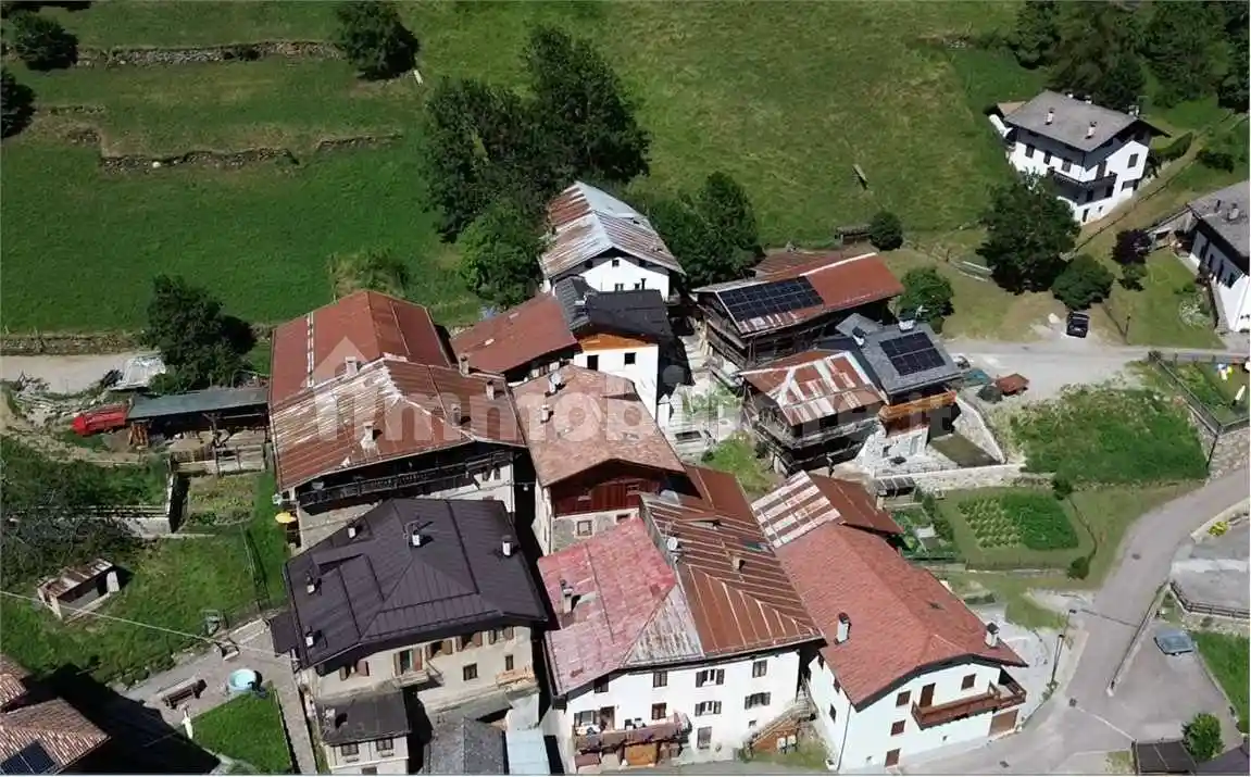 Appartamento in vendita a Rabbi