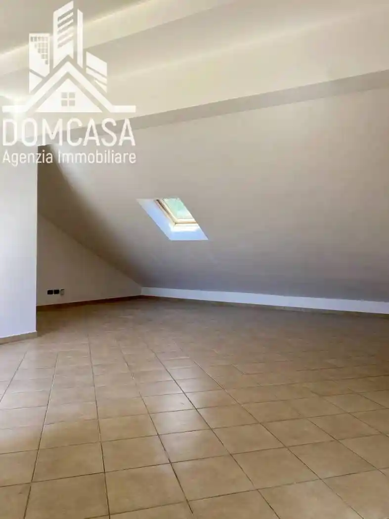 Mansarda Strada Panoramica dello Stretto 2200, Litoranea - Panoramica, Messina - foto 3