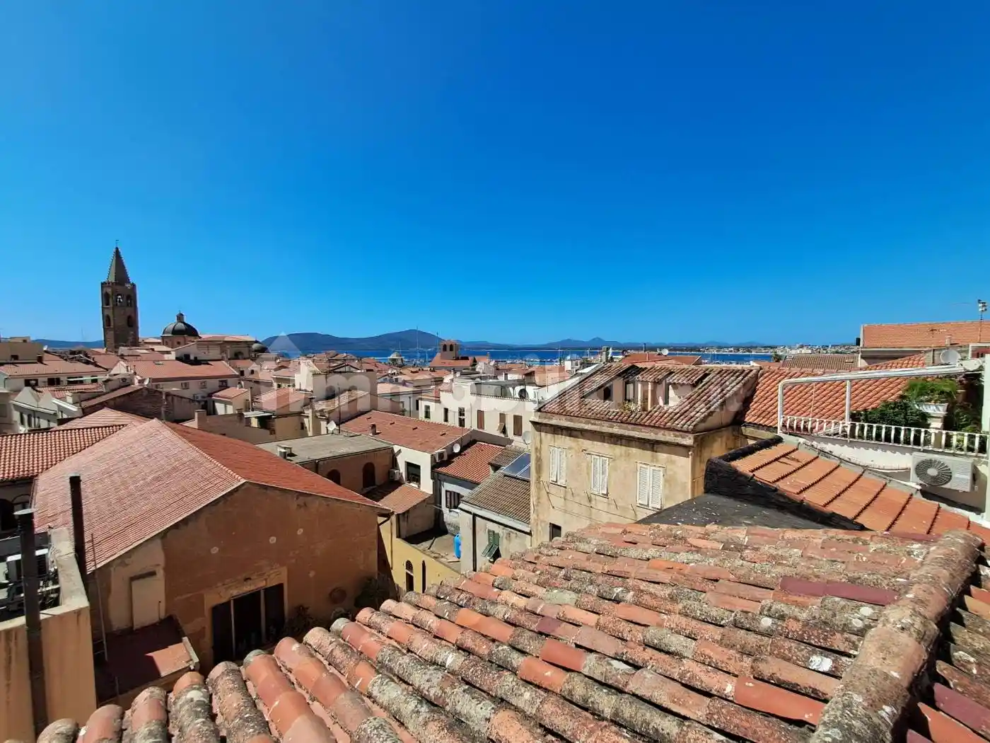 Palazzo - Edificio in vendita a Alghero