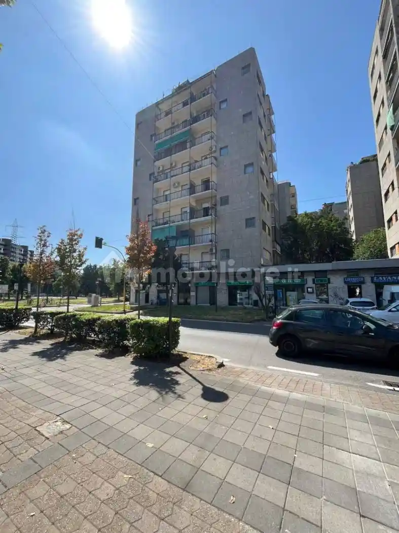 Appartamento in vendita a Cologno Monzese