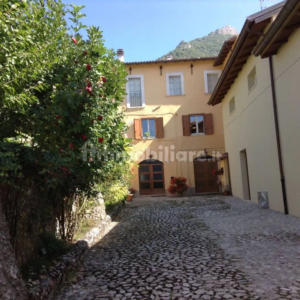 Palazzo - Edificio in Vendita - foto 3