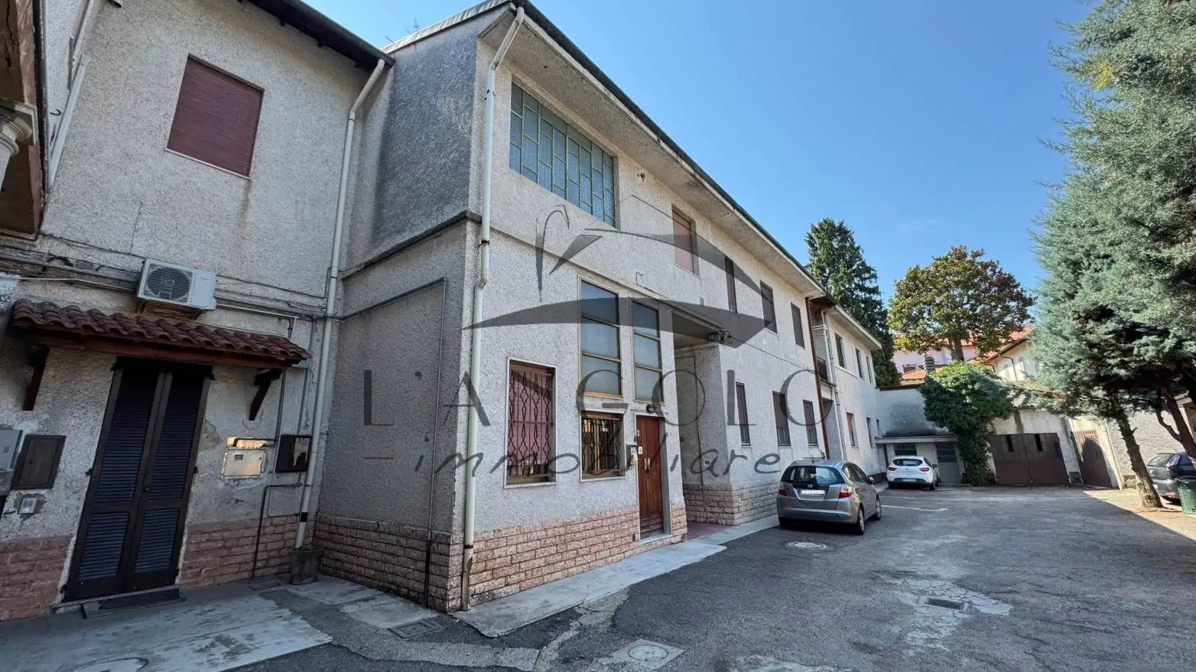 Appartamento in vendita a Ossona