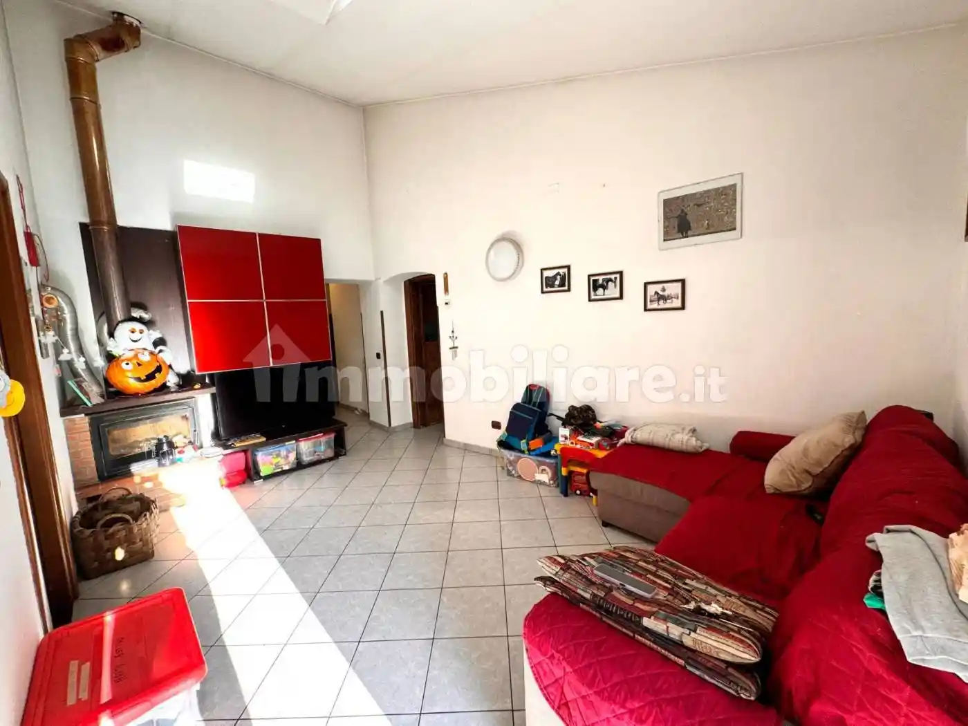 Appartamento in vendita a Vezzano Ligure