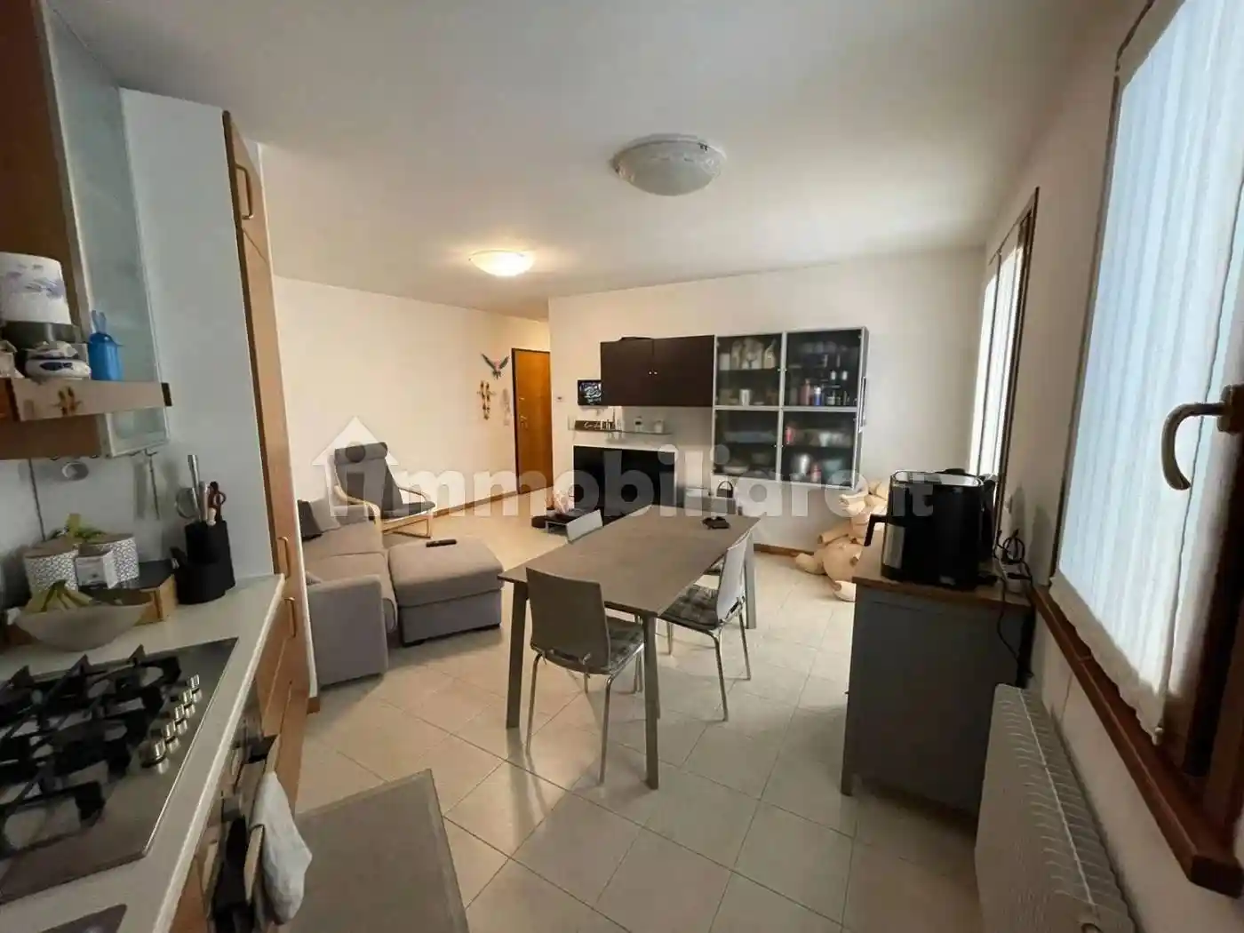 Trilocale via G. Mazzini San C., Centro, Brugnera - foto 2