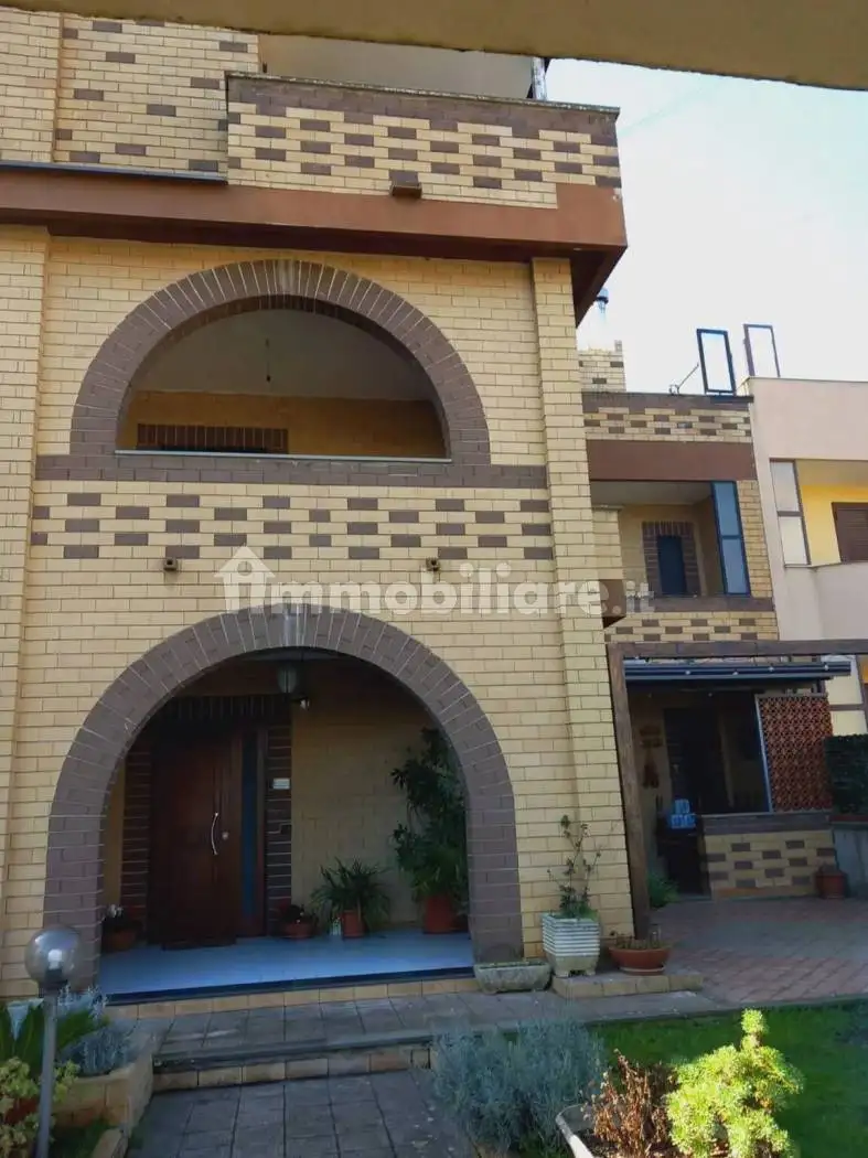 Trilocale via Semola, Castel Morrone - foto 3