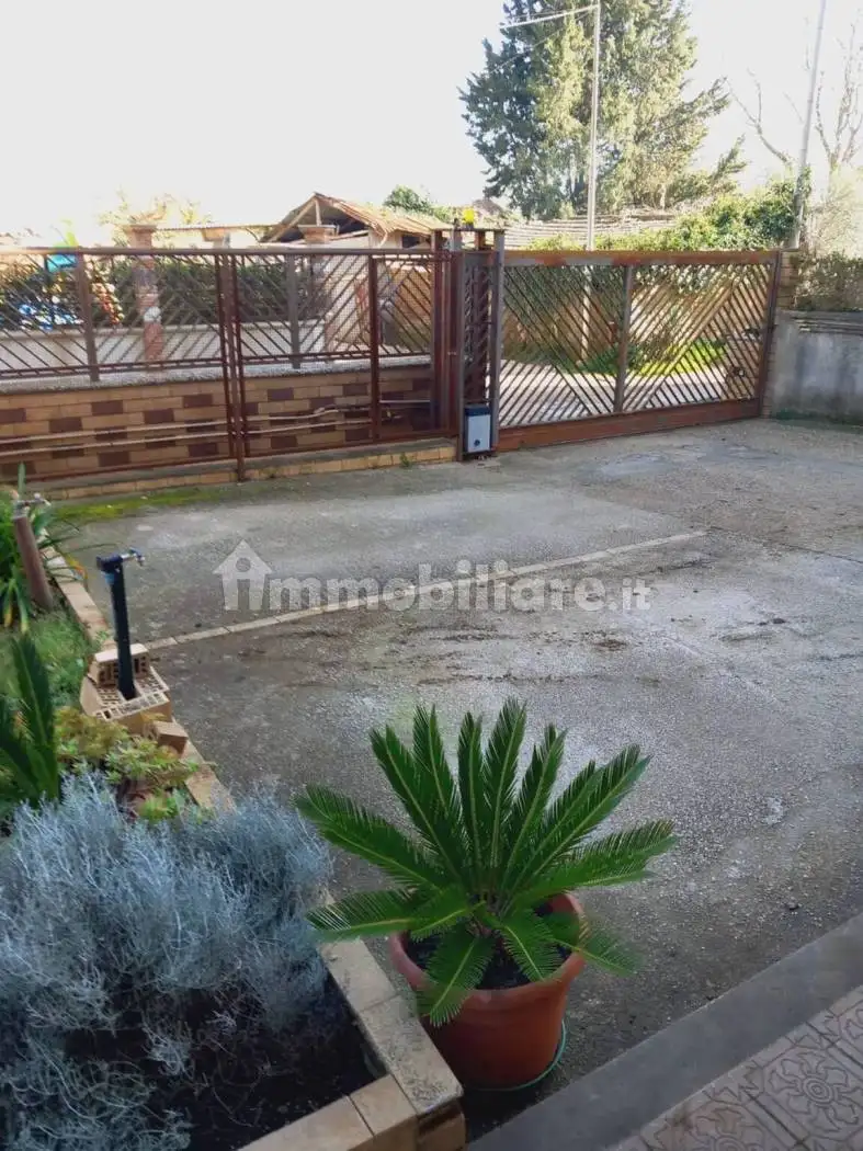 Trilocale via Semola, Castel Morrone - foto 4