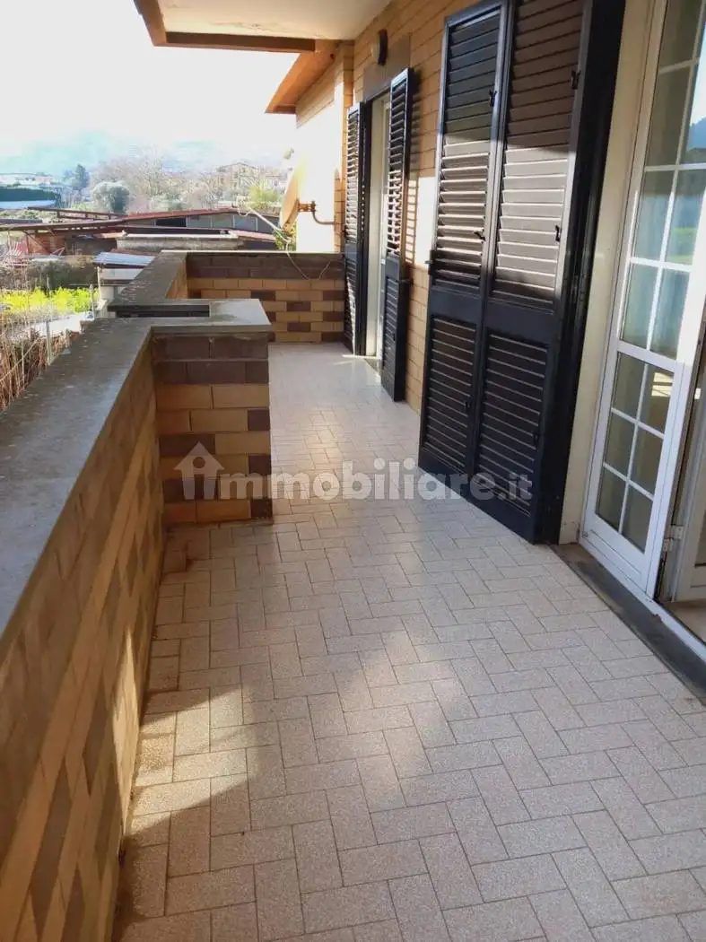 Trilocale via Semola, Castel Morrone - foto 5