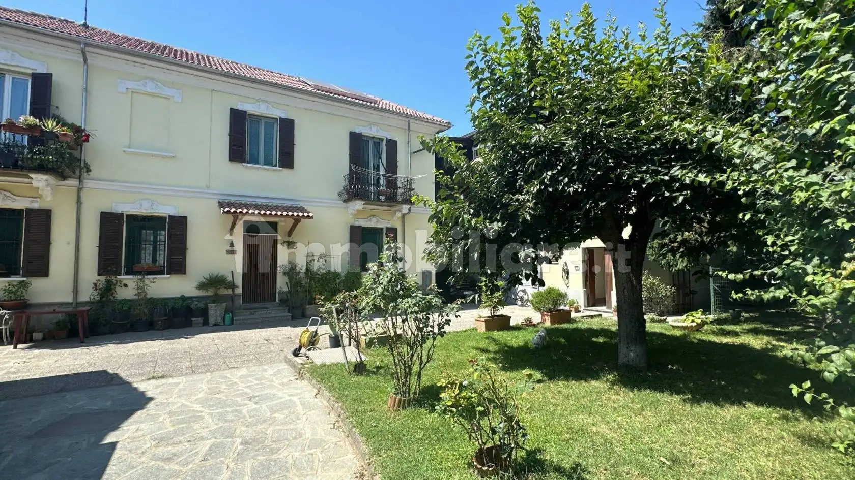 Casa indipendente in vendita a Alessandria