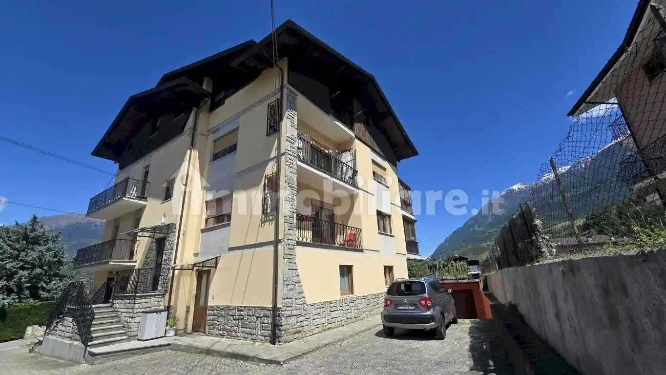 Appartamento in vendita a Gressan