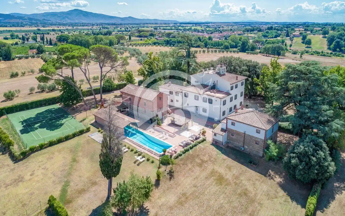 Villa in vendita a Monte San Savino