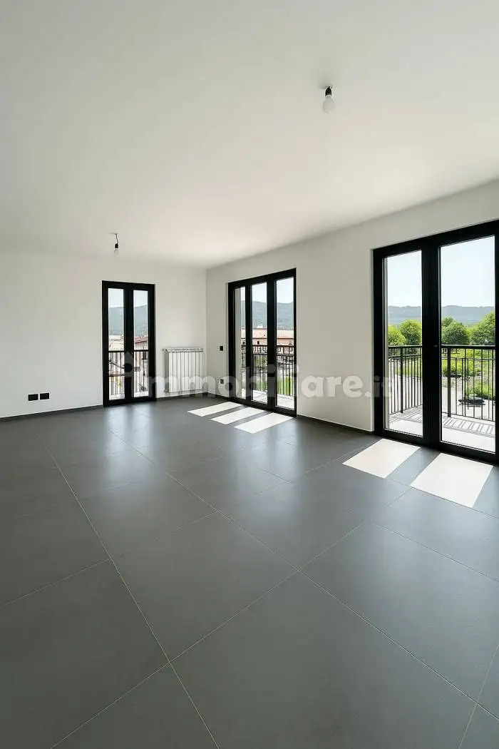 Palazzo - Edificio in affitto a Concesio