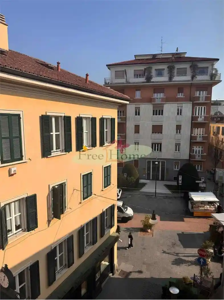 Trilocale via carlo croce, 10, Centro, Varese - foto 2