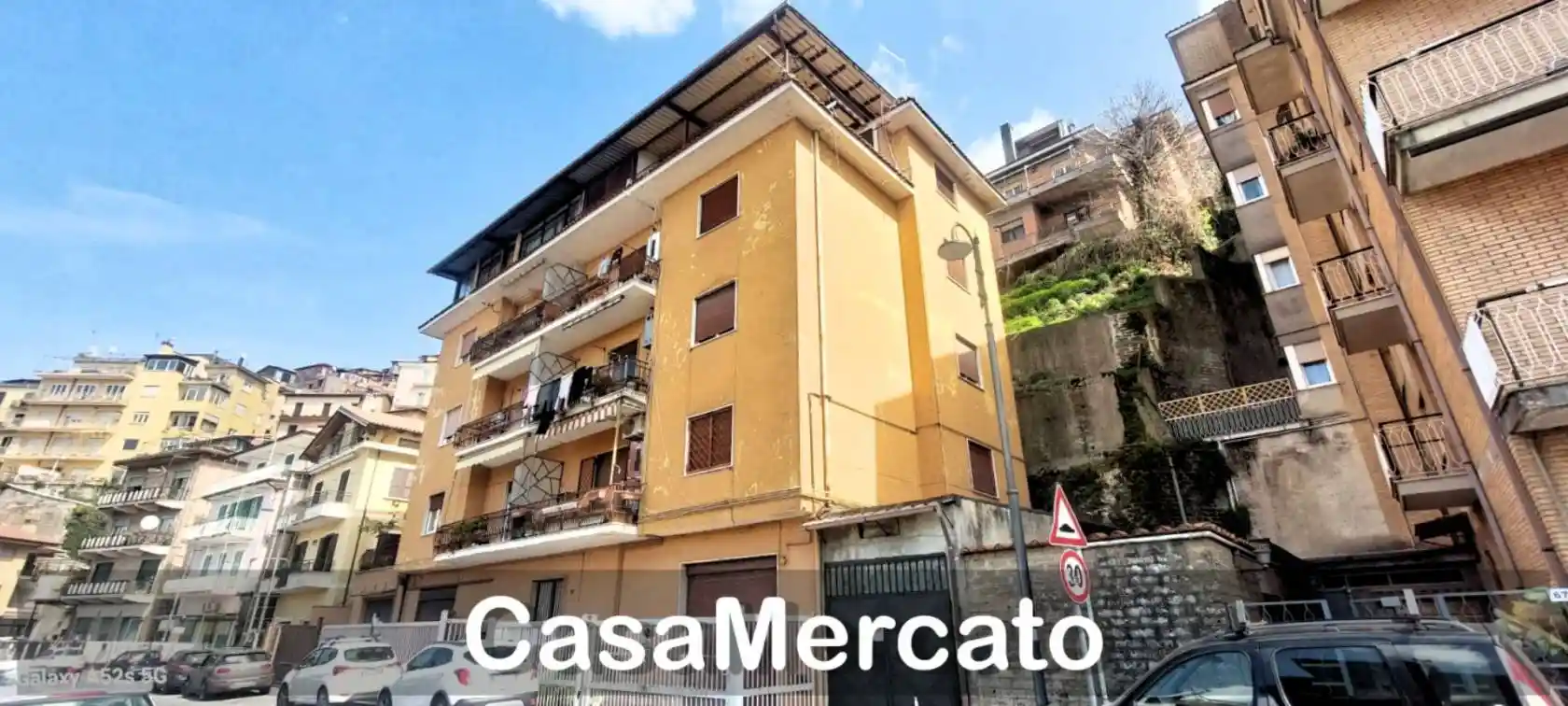 Appartamento in vendita a Rocca di Papa