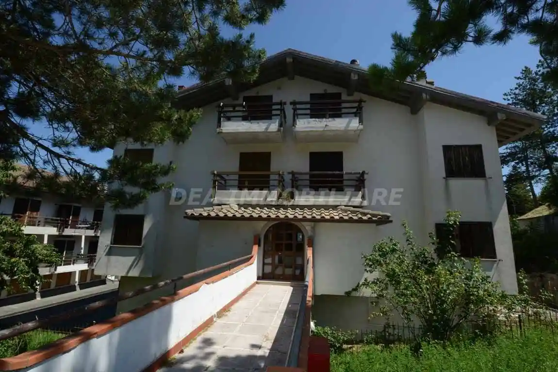 Bilocale via Giuseppe Faelli 55, Centro, Ovindoli - foto 2