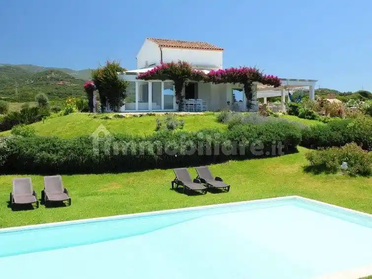 Villa in vendita a Badesi