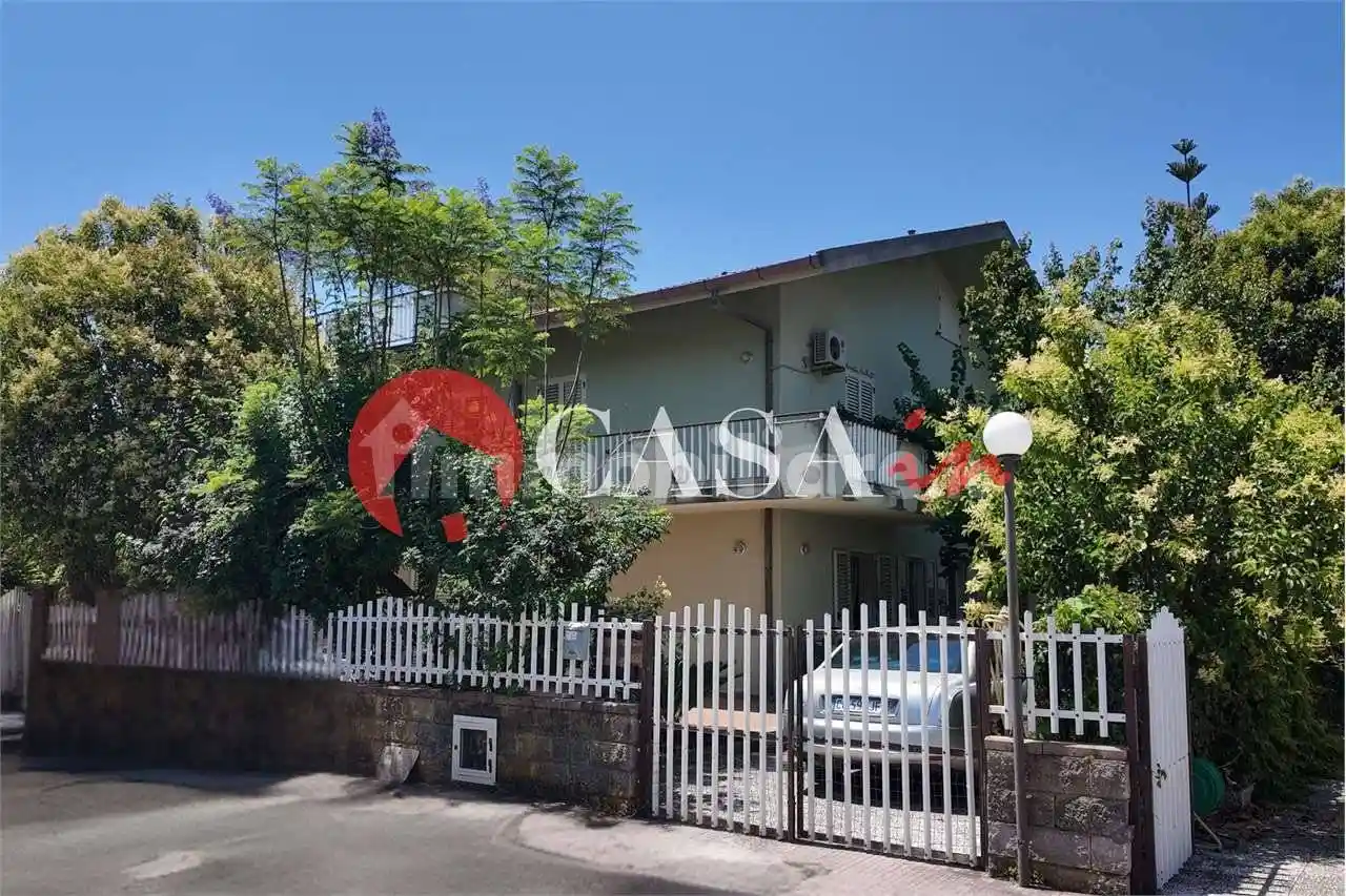 Villa in vendita a Torrenova