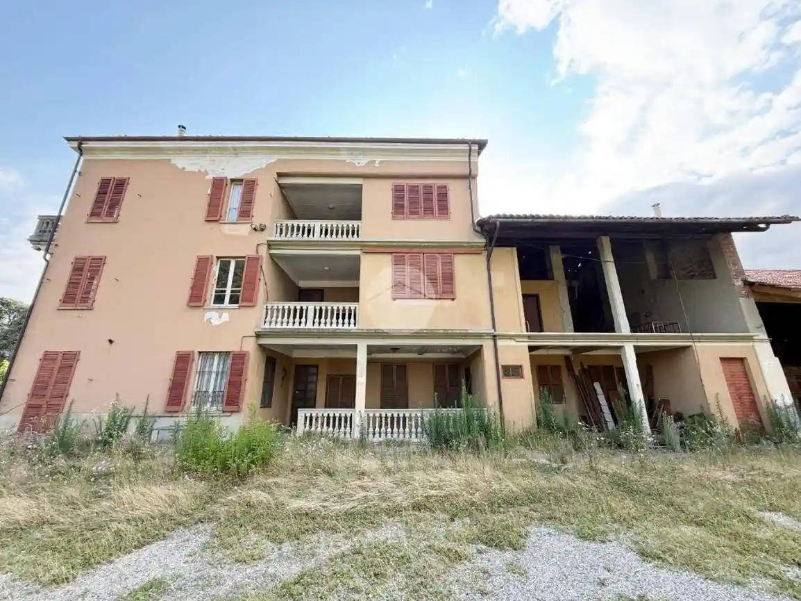 Casa indipendente in vendita a Ivrea