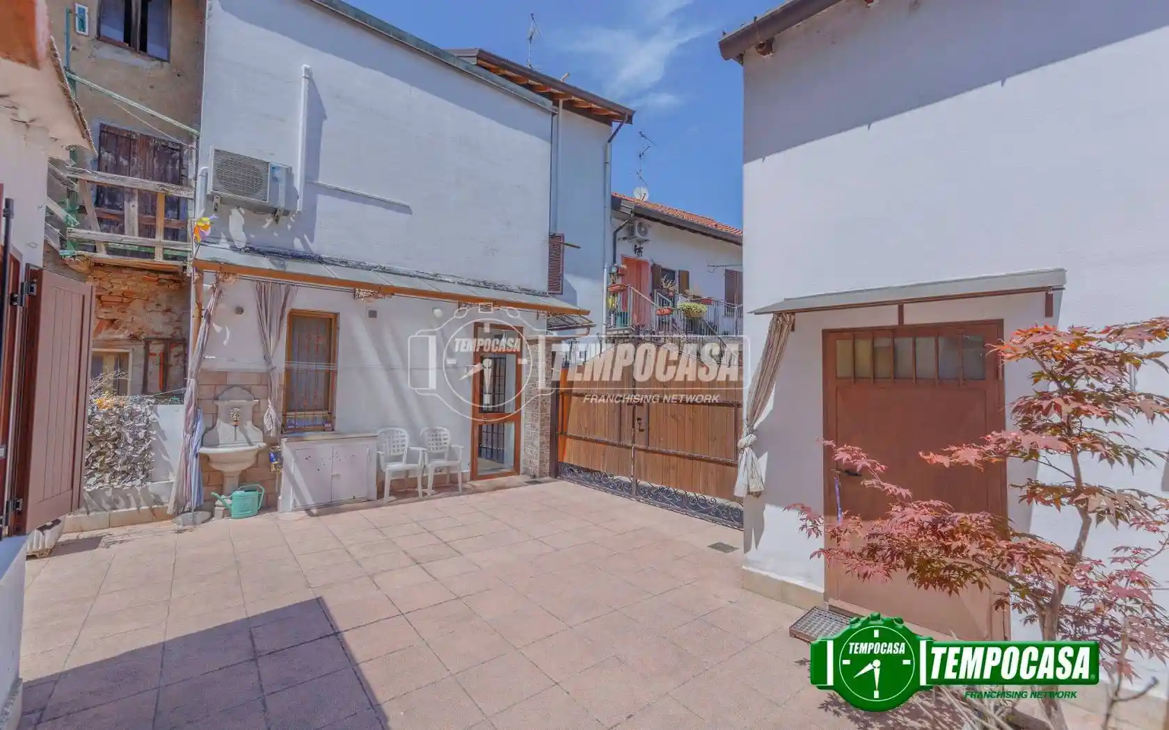 Casa indipendente in vendita a Casorate Primo