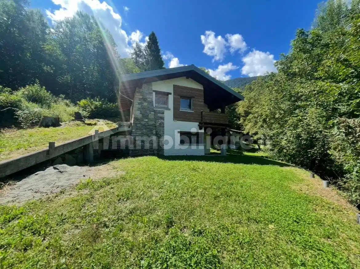 Terratetto unifamiliare via San Bernardo, Caiolo - foto 2