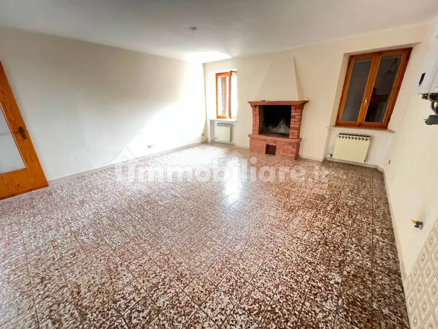 Quadrilocale buono stato, secondo piano, Valeggio sul Mincio - foto 3