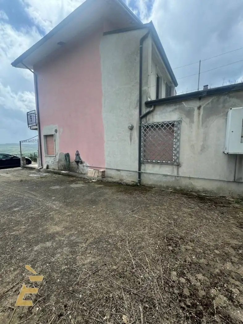 Appartamento in vendita a Torrioni