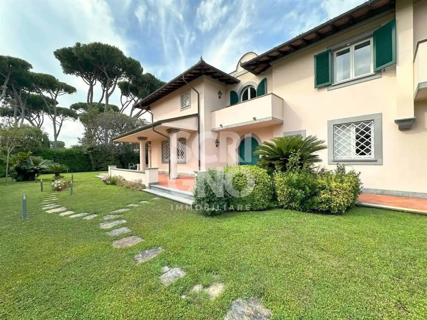 Villa in vendita a Forte dei Marmi