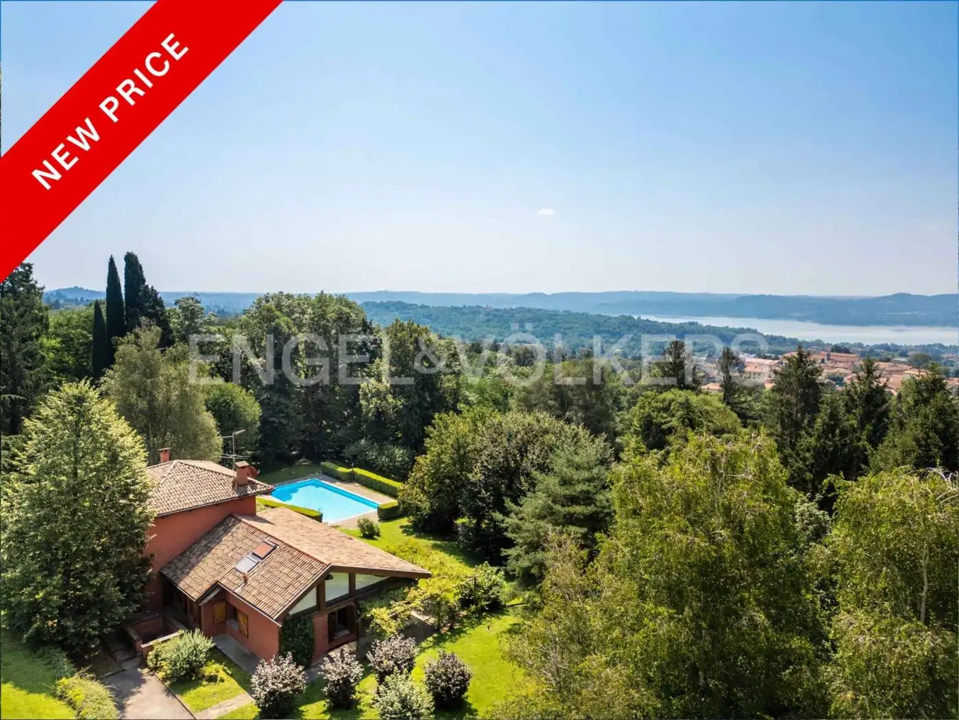 Appartamento in vendita a Comerio