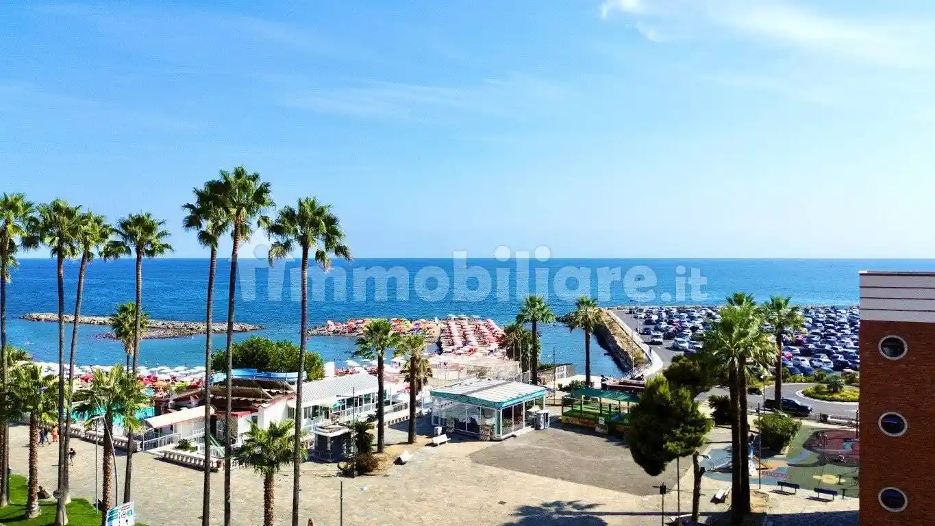 Appartamento in vendita a Imperia