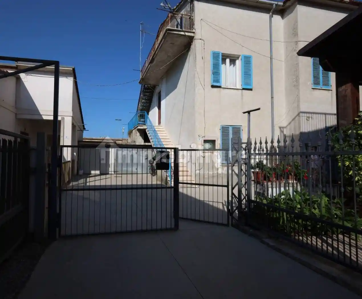 Villa plurifamiliare via Rubicone 57, Centro, Roseto degli Abruzzi - foto 2