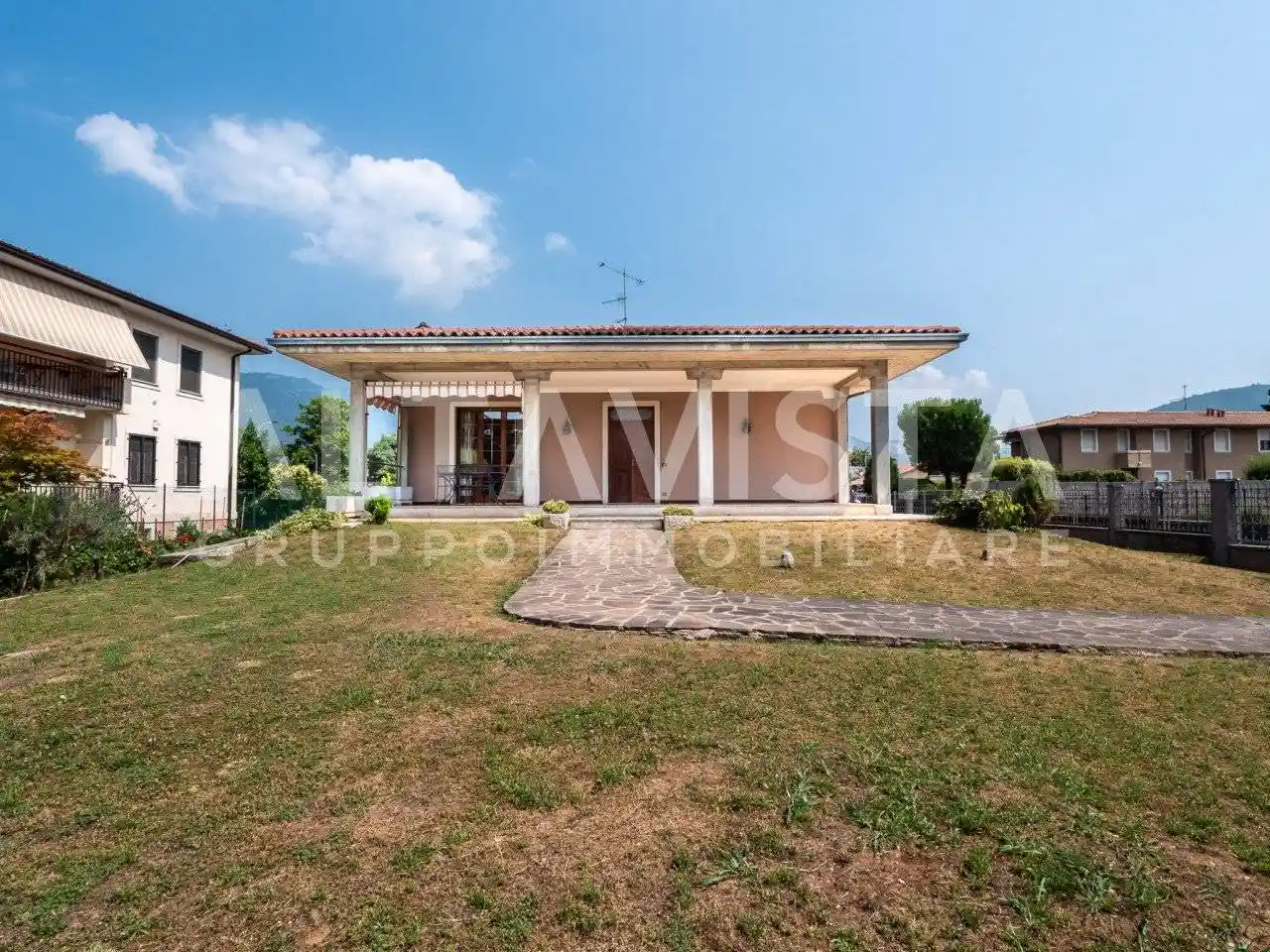 Villa in vendita a Rezzato