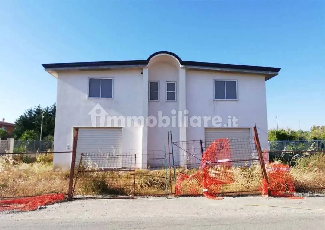 Palazzo - Edificio in vendita a Crotone