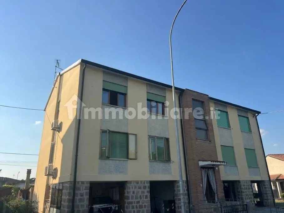 Appartamento in vendita a Gaiba