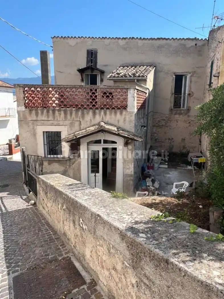 Terratetto unifamiliare via Coste di Toro, Centro, Capestrano - foto 2