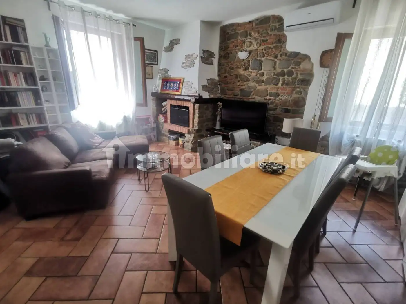 Casa indipendente in vendita a Prato