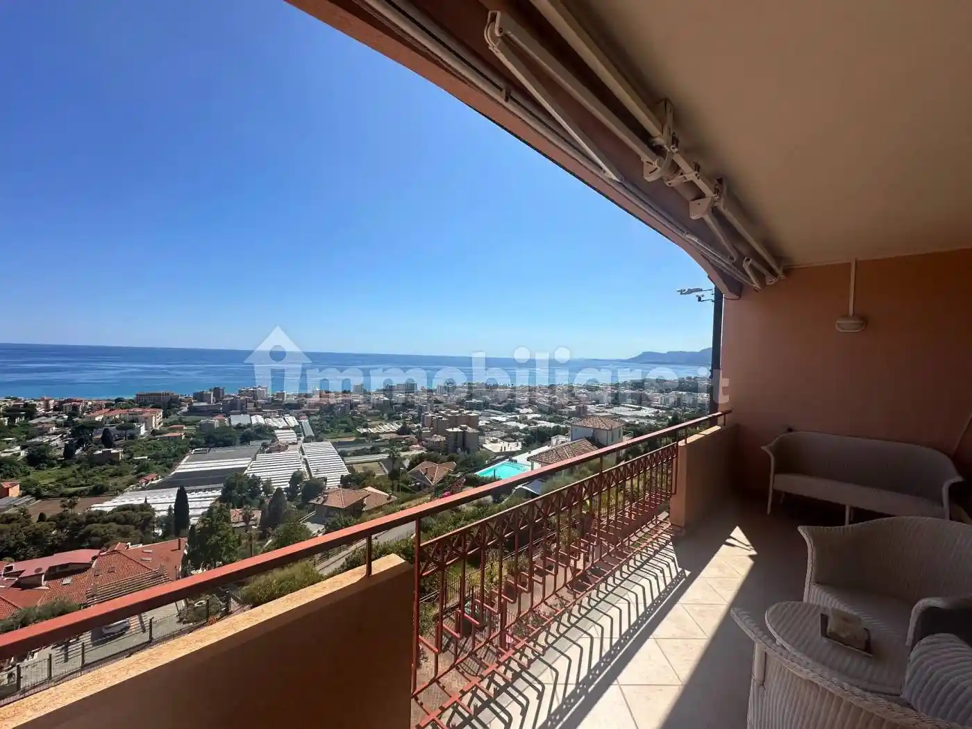 Appartamento in vendita a Vallecrosia