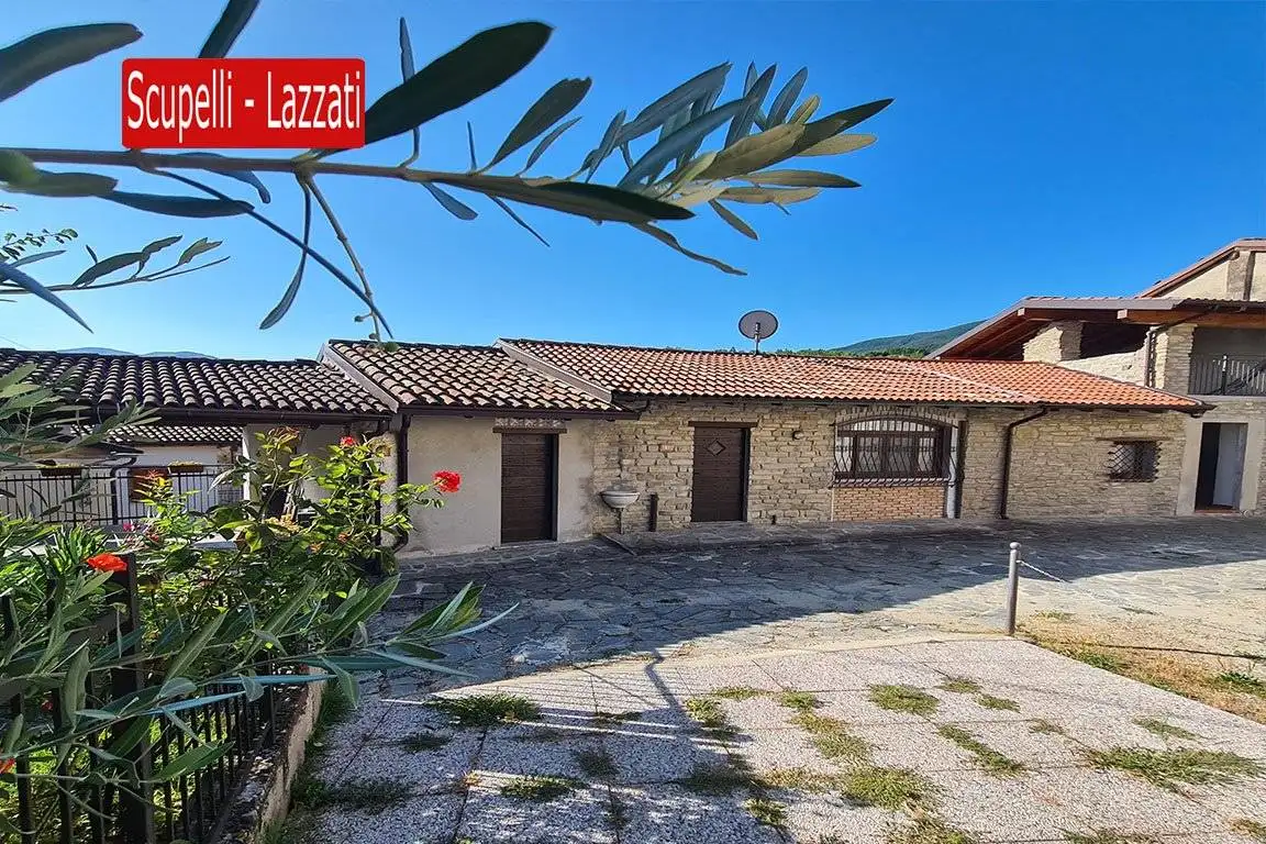 Rustico - Casale in vendita a Varzi