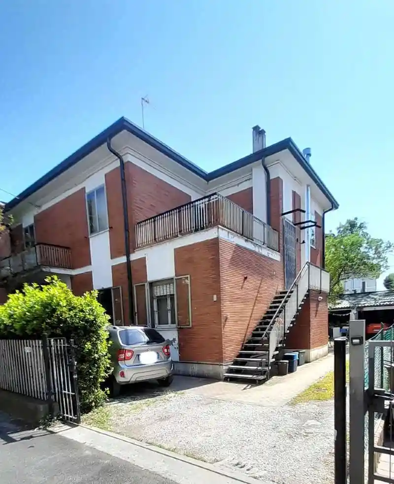 Casa indipendente in vendita a Rimini