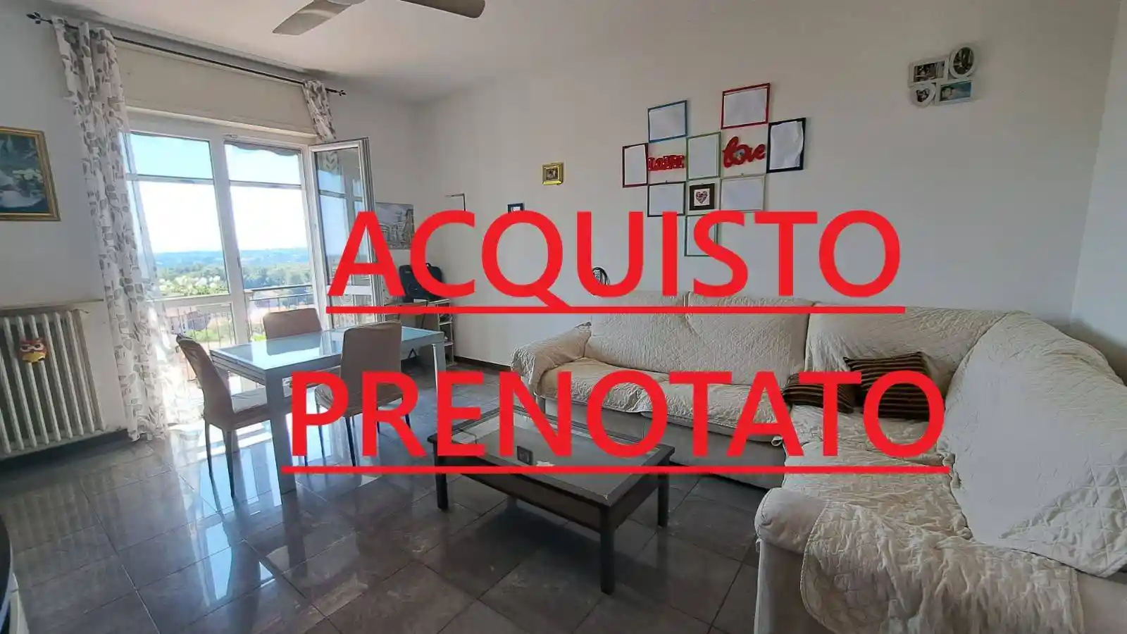 Appartamento in vendita a Caronno Varesino