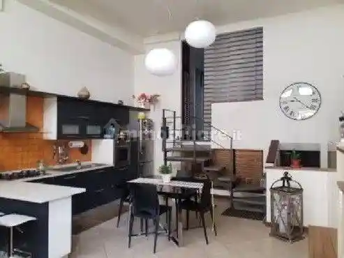 Appartamento in vendita a Carmignano